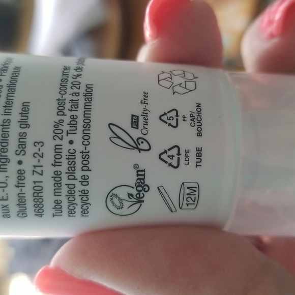 Arbonne cleaning mask - Picture 2 of 2